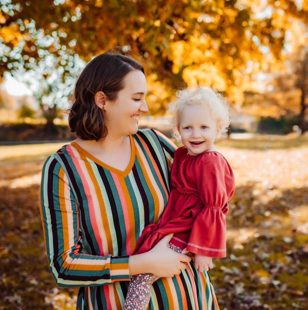 Meet your Posher, Elizabeth